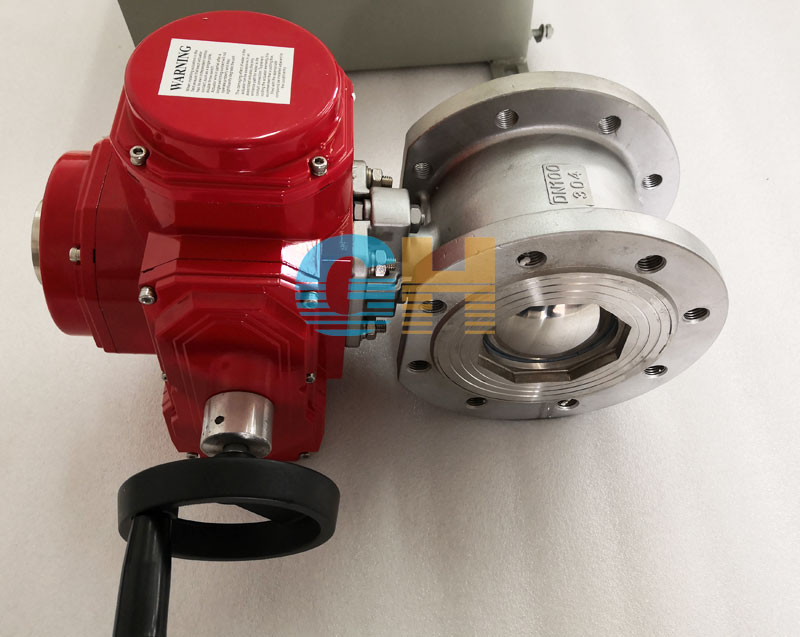 DN100不銹鋼對夾式電動球閥-配精小型防爆電動執行器三